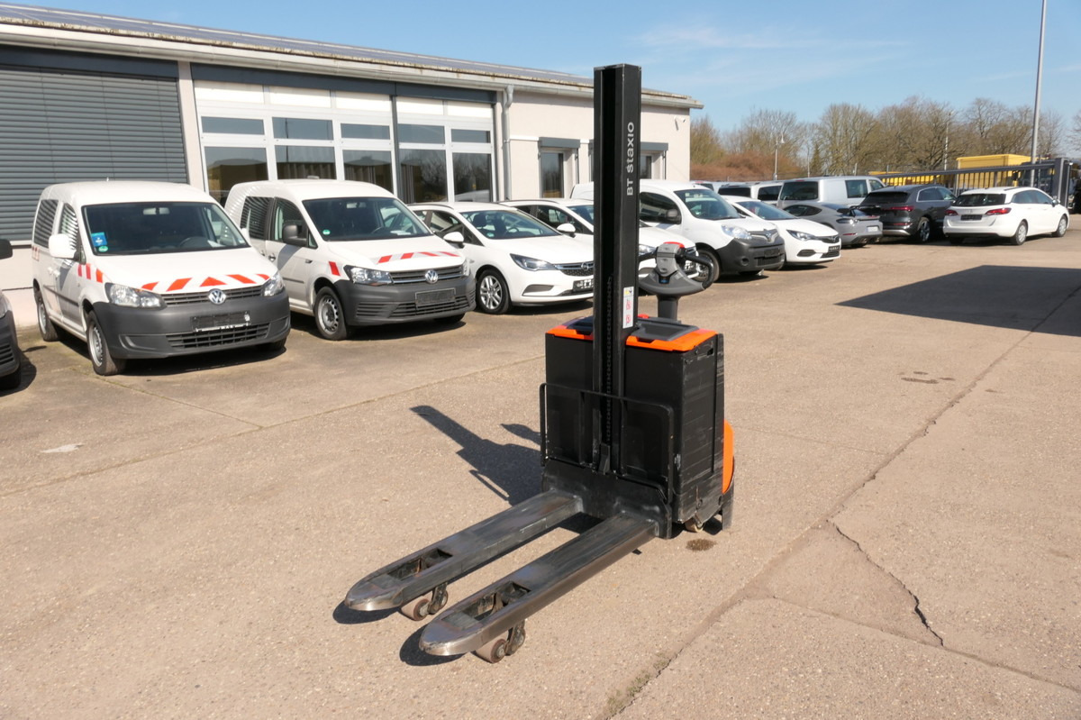 TOYOTA SWE 080L - Палетна количка: снимка 2 TOYOTA SWE 080L - Палетна количка: снимка 2