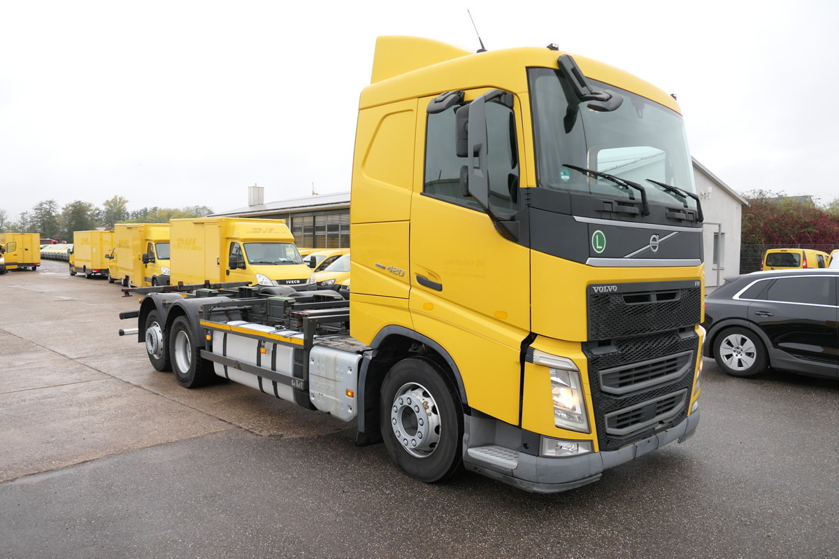 VOLVO FH 26.420 6x2 BDF - Контейнеровоз/ Сменна каросерия камион: снимка 3 VOLVO FH 26.420 6x2 BDF - Контейнеровоз/ Сменна каросерия камион: снимка 3
