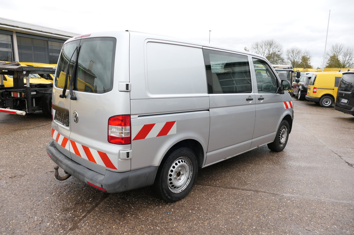 VW T5 Transporter 2.0 TDI 2-Sitzer 4 Motion AHK KLI - Малък ван: снимка 4 VW T5 Transporter 2.0 TDI 2-Sitzer 4 Motion AHK KLI - Малък ван: снимка 4