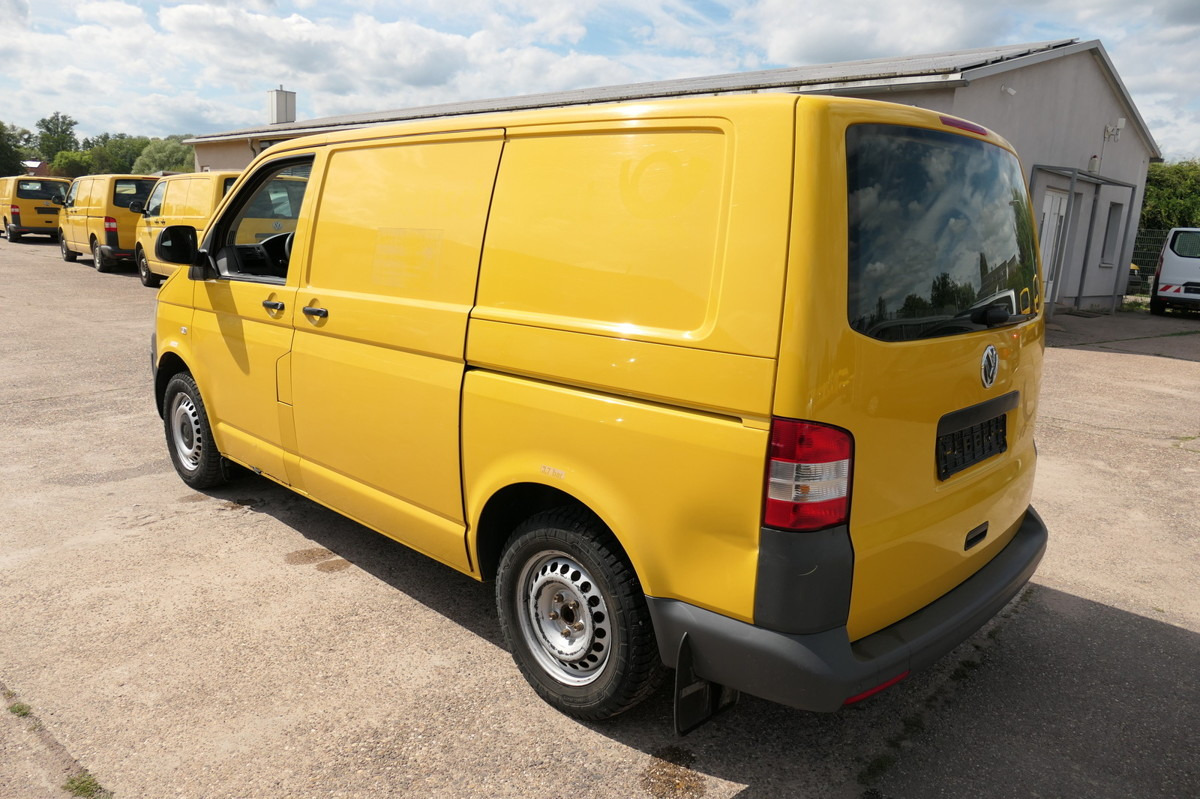 VW T5 Transporter 2.0 TDI 2xSCHIEBETÜR PARKTRONIK E - Малък ван: снимка 5 VW T5 Transporter 2.0 TDI 2xSCHIEBETÜR PARKTRONIK E - Малък ван: снимка 5