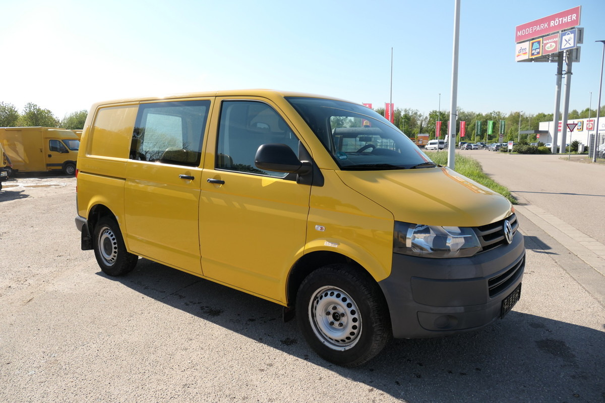 VW T5 Transporter 2.0 TDI 2xSCHIEBETÜR PARKTRONIK E - Малък ван: снимка 3 VW T5 Transporter 2.0 TDI 2xSCHIEBETÜR PARKTRONIK E - Малък ван: снимка 3