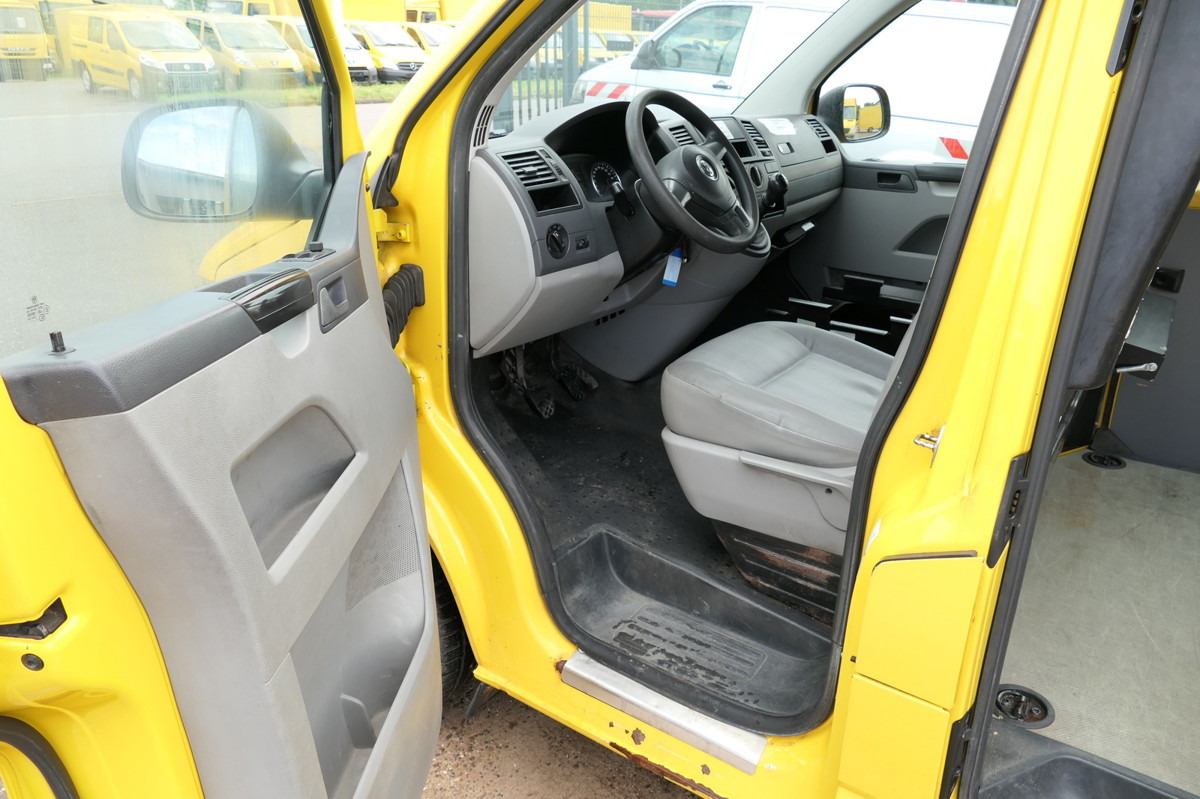 Interior photo 1: Малък ван VW T5 Transporter 2.0 TDI EURO-5 CoC 2xSCHIEBETÜR P
