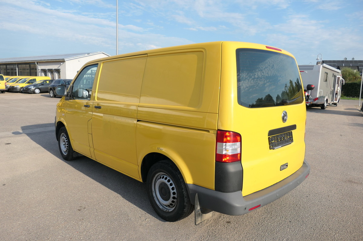 VW T5 Transporter 2.0 TDI PARKTRONIK 2xSCHIEBETÜR - Малък ван: снимка 5 VW T5 Transporter 2.0 TDI PARKTRONIK 2xSCHIEBETÜR - Малък ван: снимка 5