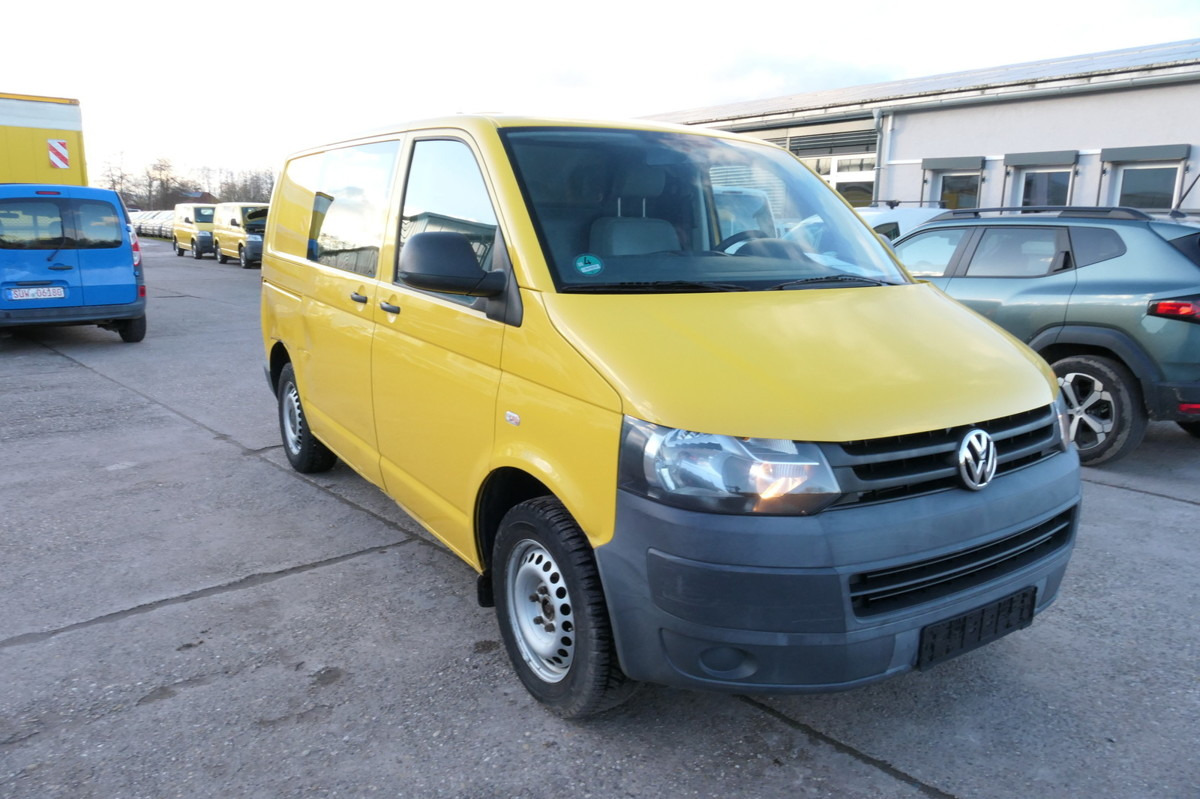 VW T5 Transporter 2.0 TDI PARKTRONIK 2xSCHIEBETÜR - Малък ван: снимка 3 VW T5 Transporter 2.0 TDI PARKTRONIK 2xSCHIEBETÜR - Малък ван: снимка 3