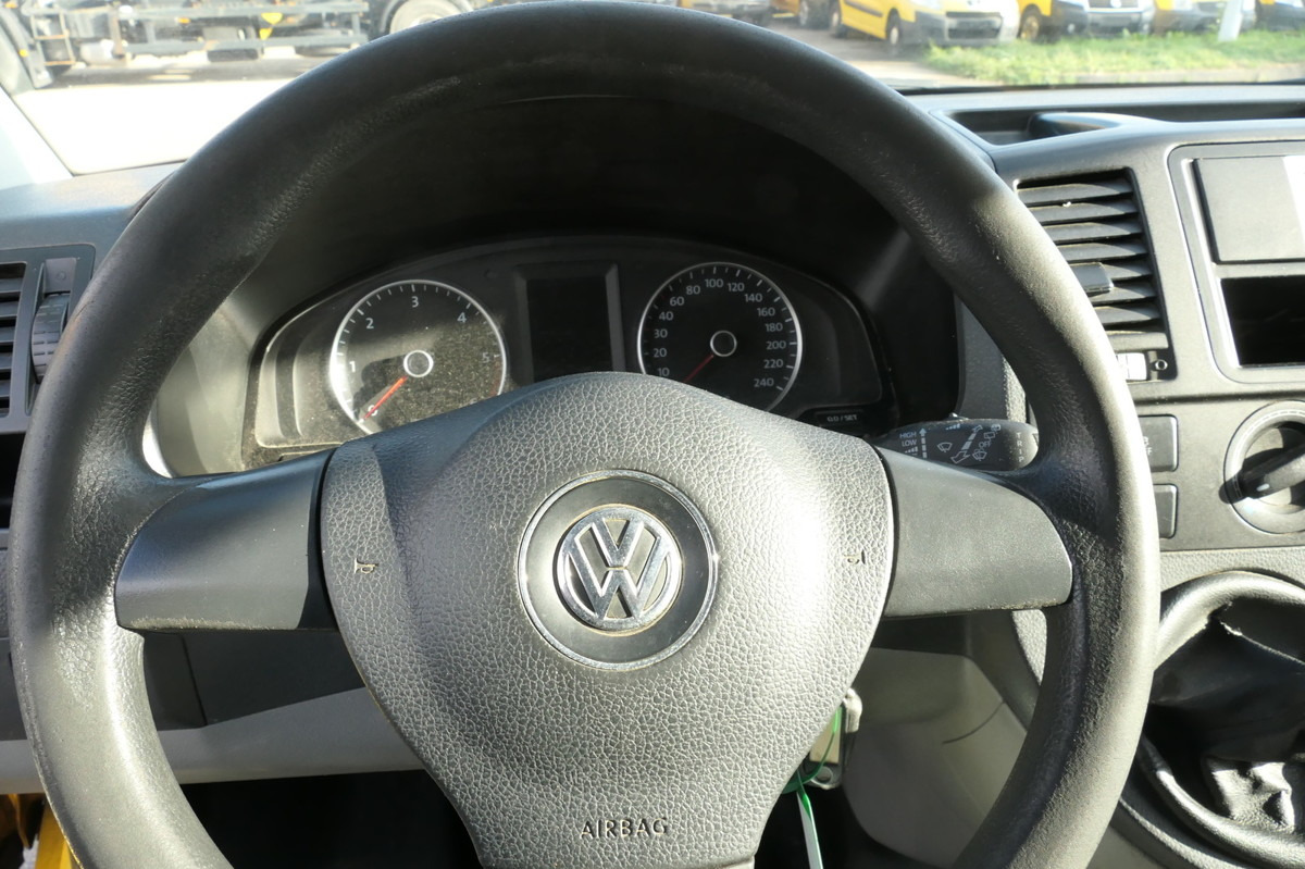 Малък ван VW T5 Transporter 2.0 TDI PARKTRONIK EURO-5 2xSCHIE: снимка 12 Малък ван VW T5 Transporter 2.0 TDI PARKTRONIK EURO-5 2xSCHIE: снимка 12