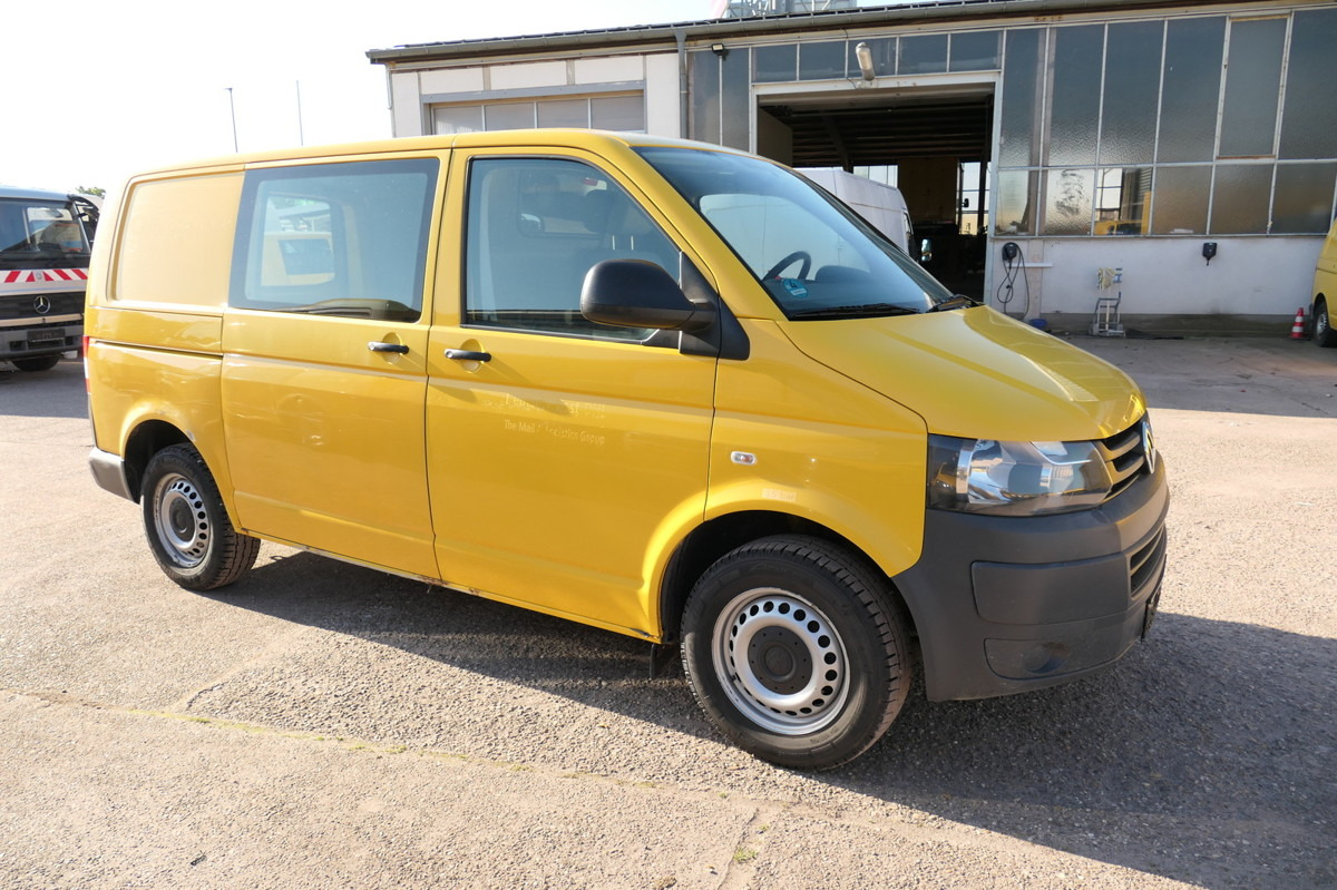VW T5 Transporter 2.0 TDI PARKTRONIK EURO-5 2xSCHIE - Малък ван: снимка 2 VW T5 Transporter 2.0 TDI PARKTRONIK EURO-5 2xSCHIE - Малък ван: снимка 2