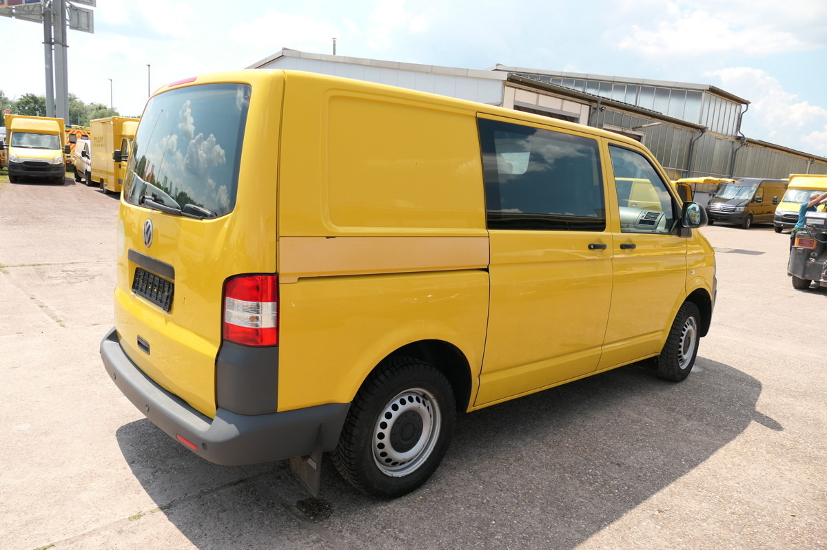 VW T5 Transporter 2.0 TDI PARKTRONIK EURO-5 2xSCHIE - Малък ван: снимка 4 VW T5 Transporter 2.0 TDI PARKTRONIK EURO-5 2xSCHIE - Малък ван: снимка 4