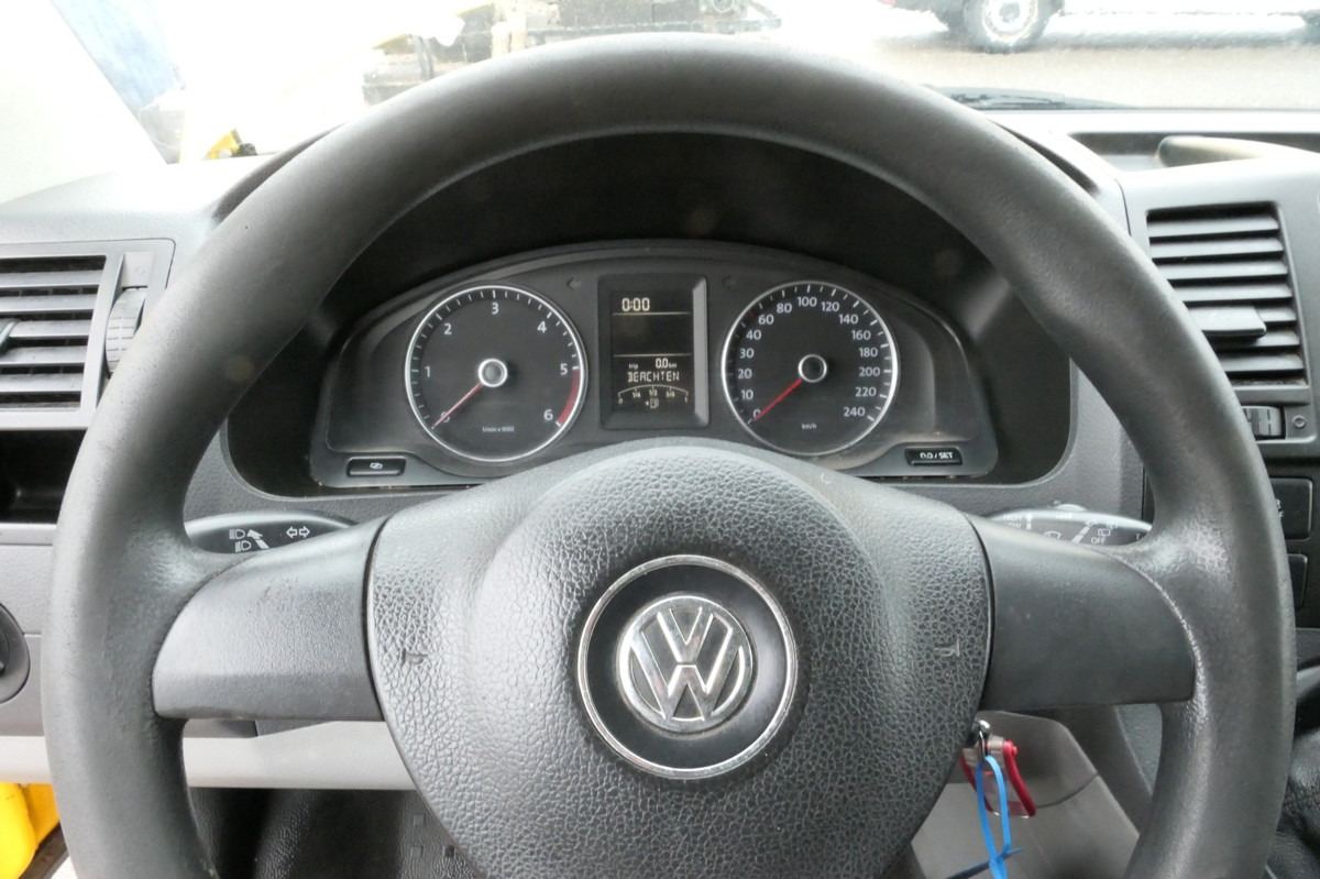 Малък ван VW T5 Transporter 2.0 TDI PARKTRONIK EURO-5 2xSCHIE: снимка 10