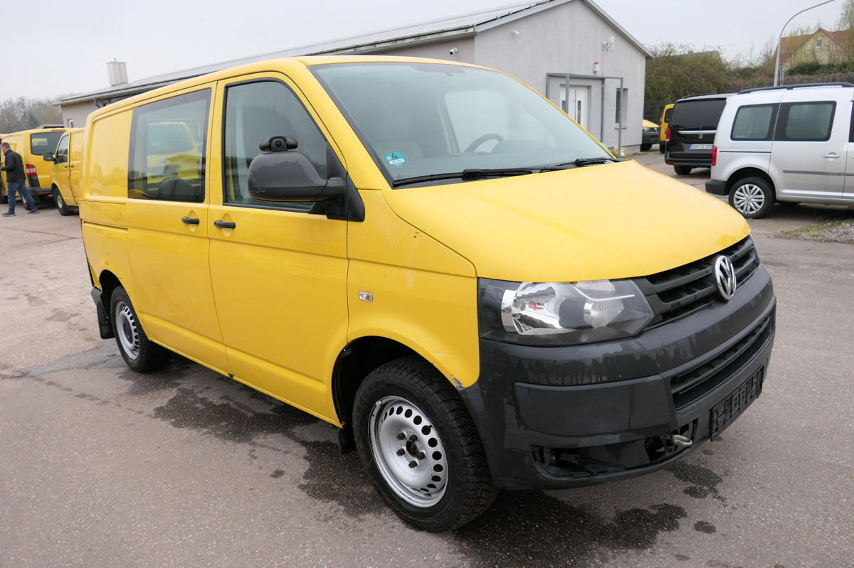 VW T5 Transporter 2.0 TDI PARKTRONIK EURO-5 2xSCHIE - Малък ван: снимка 2 VW T5 Transporter 2.0 TDI PARKTRONIK EURO-5 2xSCHIE - Малък ван: снимка 2