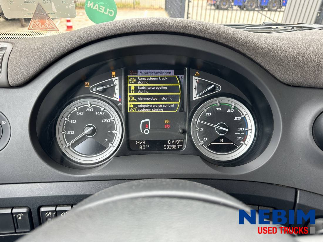 DAF CF 230 4x2 - 19.000 Kg. - Камион фургон: снимка 3 DAF CF 230 4x2 - 19.000 Kg. - Камион фургон: снимка 3