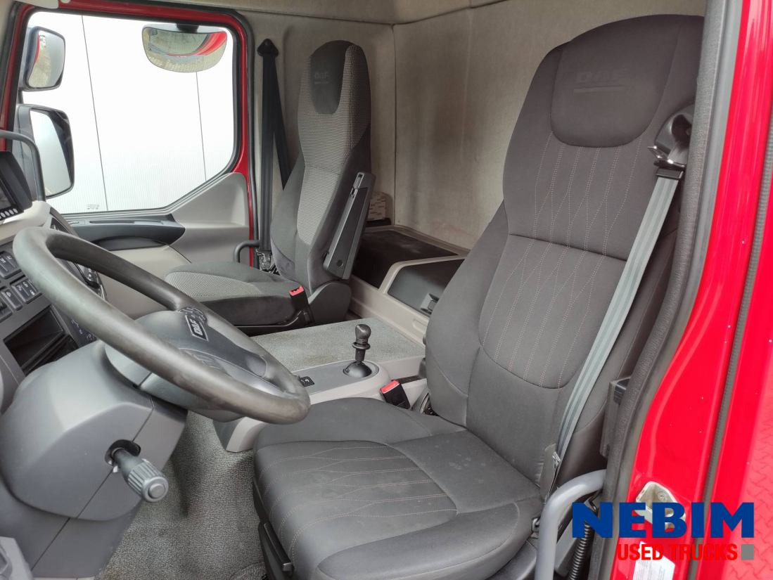 DAF LF 230 4x2 19.000Kg - 2200Kg Taillift - Камион фургон: снимка 4 DAF LF 230 4x2 19.000Kg - 2200Kg Taillift - Камион фургон: снимка 4