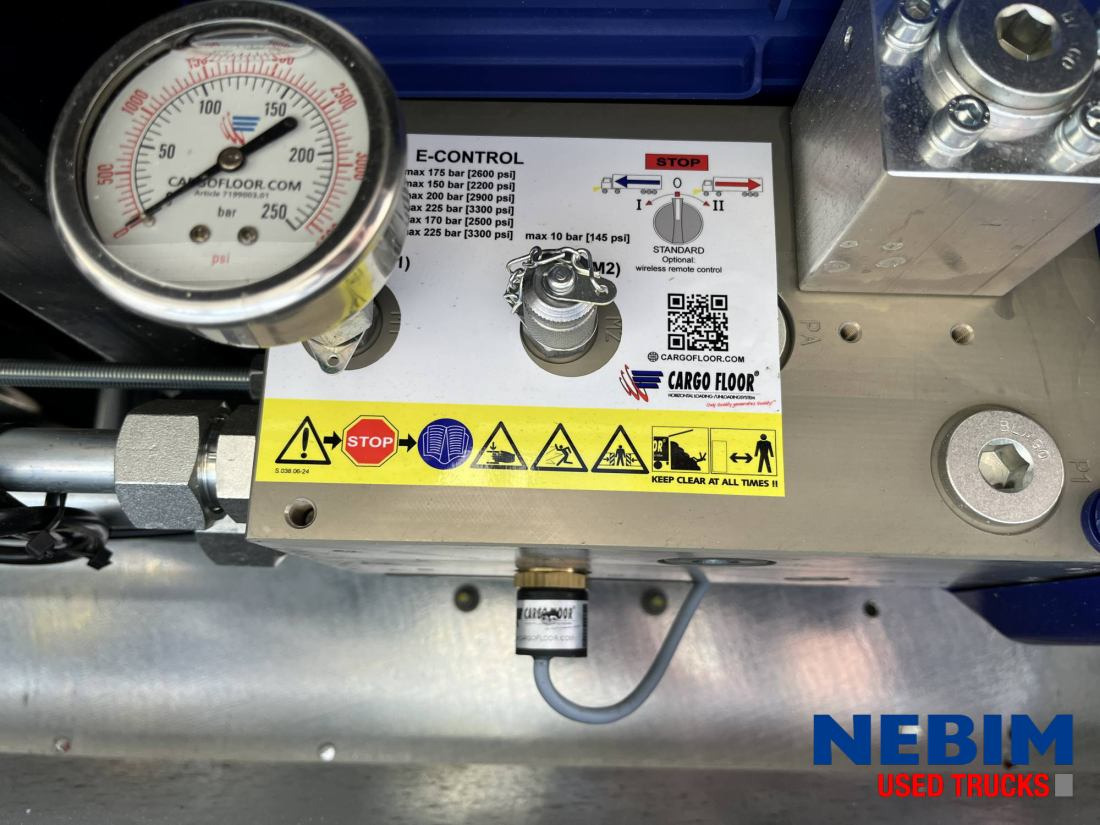 С плъзгащ под полуремарке Kraker CF-Z 200ZL - 92m3 - NEW - 10mm - Schmutz plane - L ift: снимка 8 С плъзгащ под полуремарке Kraker CF-Z 200ZL - 92m3 - NEW - 10mm - Schmutz plane - L ift: снимка 8