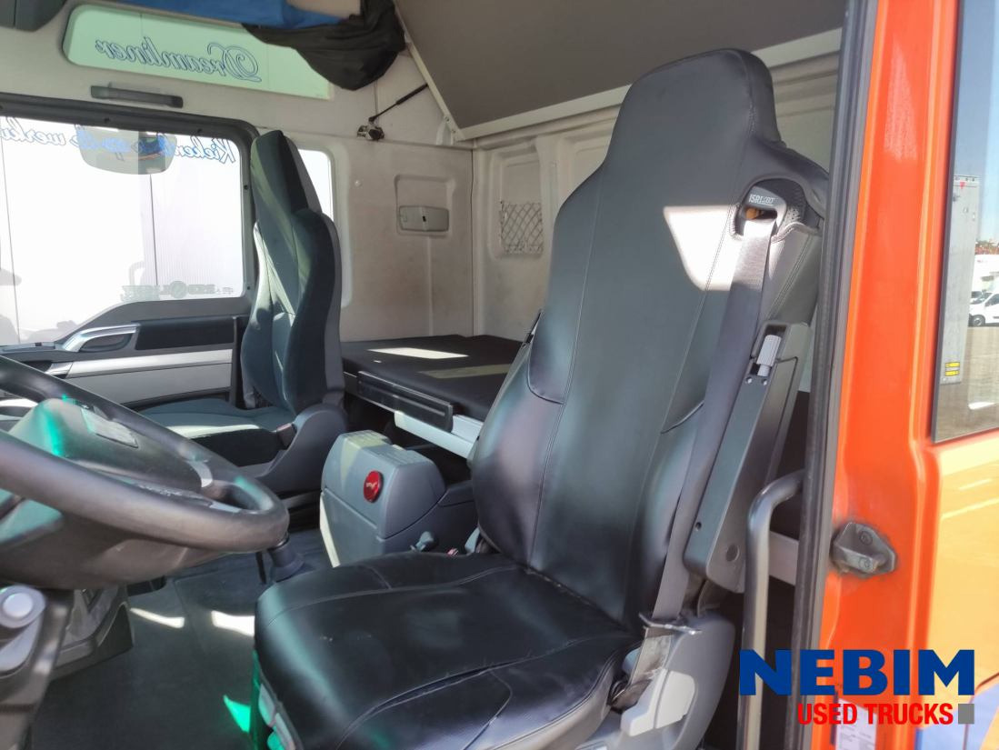 MAN TGX 26.480 6x2 - Intarder - Шаси кабина: снимка 3 MAN TGX 26.480 6x2 - Intarder - Шаси кабина: снимка 3