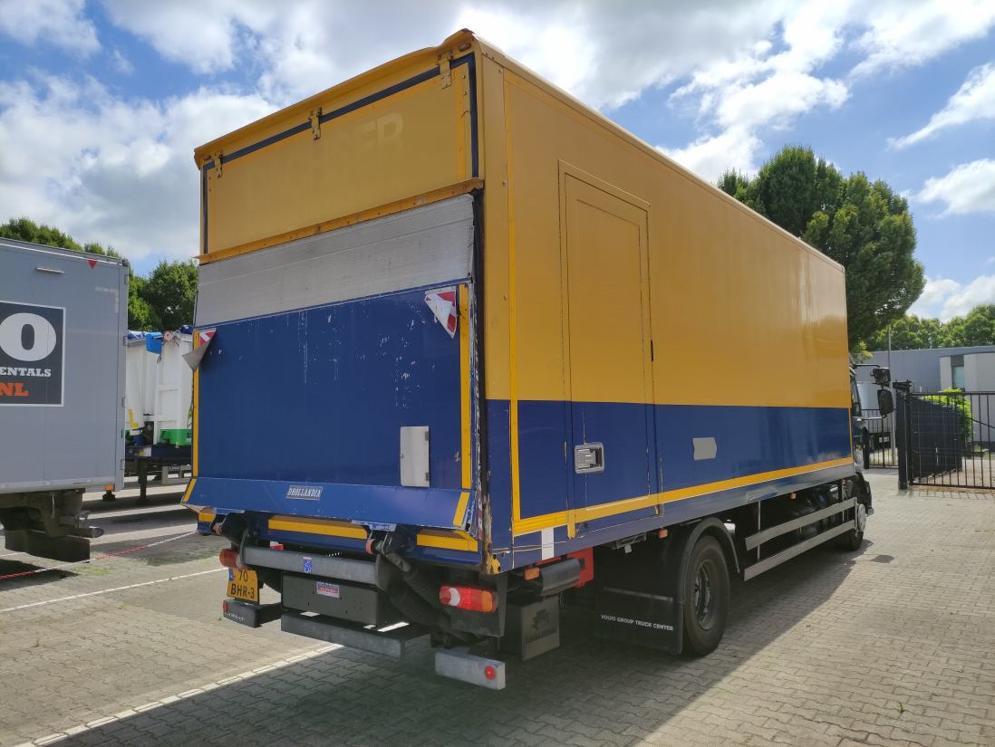 Renault D 14 240 4X2 - 319.854Km - Камион фургон: снимка 2 Renault D 14 240 4X2 - 319.854Km - Камион фургон: снимка 2