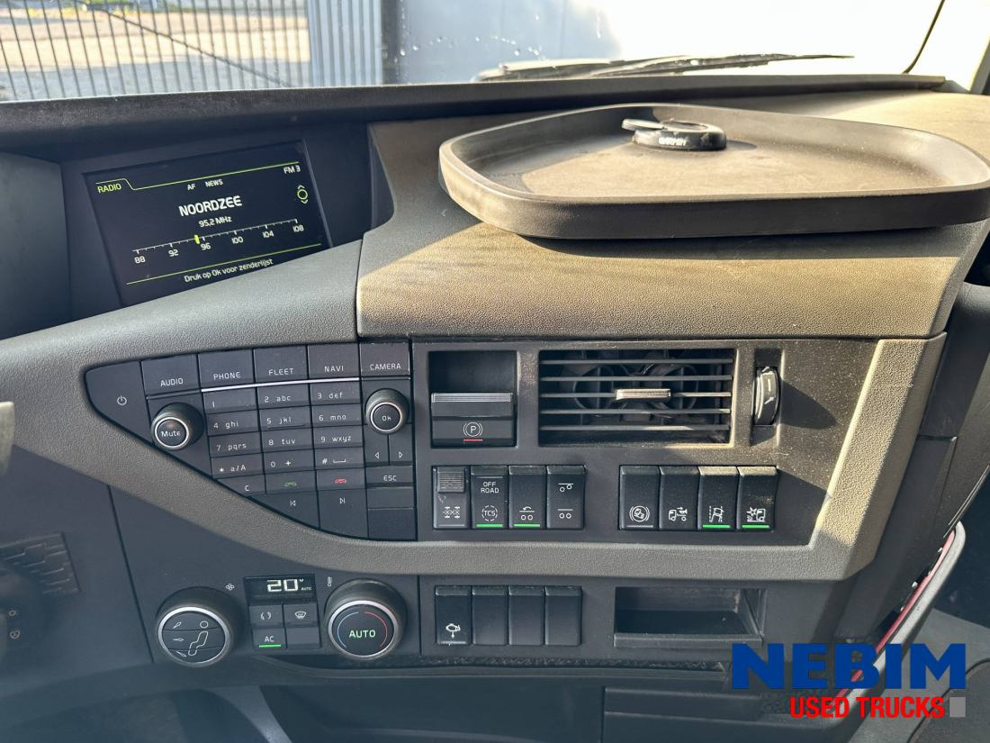Volvo FH 500 6x4 - Retarder - HUB Reduction - Bougie Lift - Контейнеровоз/ Сменна каросерия камион: снимка 4 Volvo FH 500 6x4 - Retarder - HUB Reduction - Bougie Lift - Контейнеровоз/ Сменна каросерия камион: снимка 4