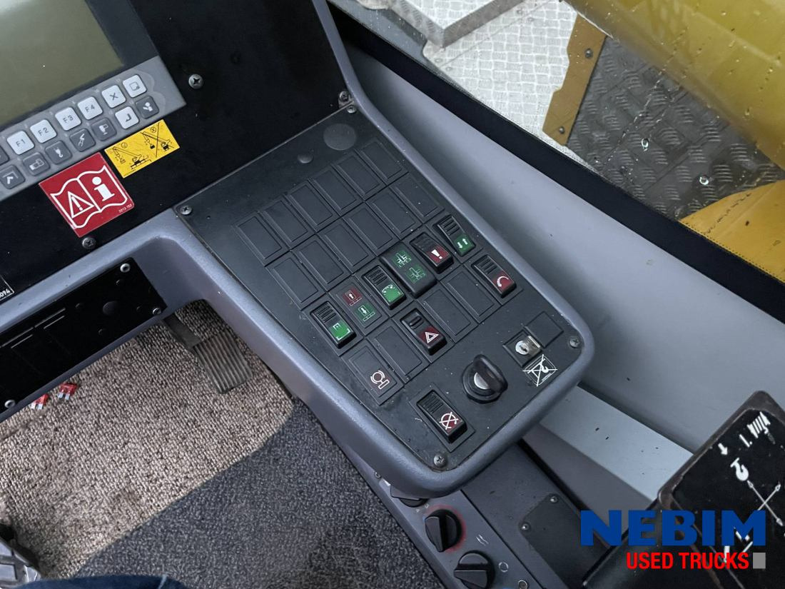 Volvo FM 400 8X4 - Faun Tadano HK40-Only TO BE Viewed BY Appointment - Камион с кран: снимка 4 Volvo FM 400 8X4 - Faun Tadano HK40-Only TO BE Viewed BY Appointment - Камион с кран: снимка 4