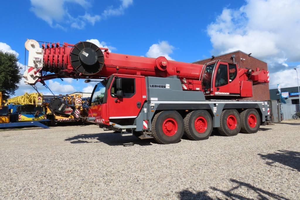 Liebherr LTM 1070-4.2  - Кран за всякакви терени: снимка 1 Liebherr LTM 1070-4.2  - Кран за всякакви терени: снимка 1