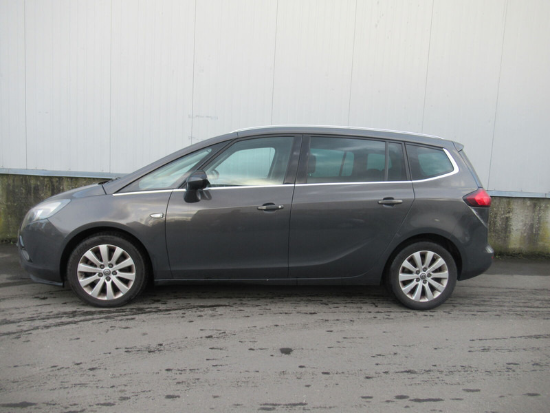 Opel Zafira Touren - Лек автомобил: снимка 4 Opel Zafira Touren - Лек автомобил: снимка 4