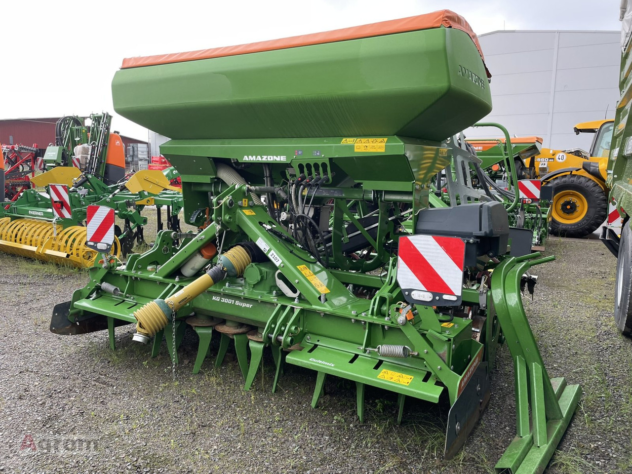 Amazone Centaya 3000 Super + KG 3001 Super - Комбинирана сеялка: снимка 2 Amazone Centaya 3000 Super + KG 3001 Super - Комбинирана сеялка: снимка 2