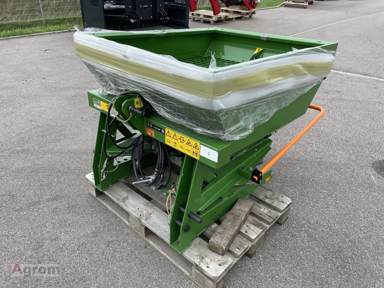 Amazone ZA-XW 503 - Тороразпръсквачка: снимка 4 Amazone ZA-XW 503 - Тороразпръсквачка: снимка 4