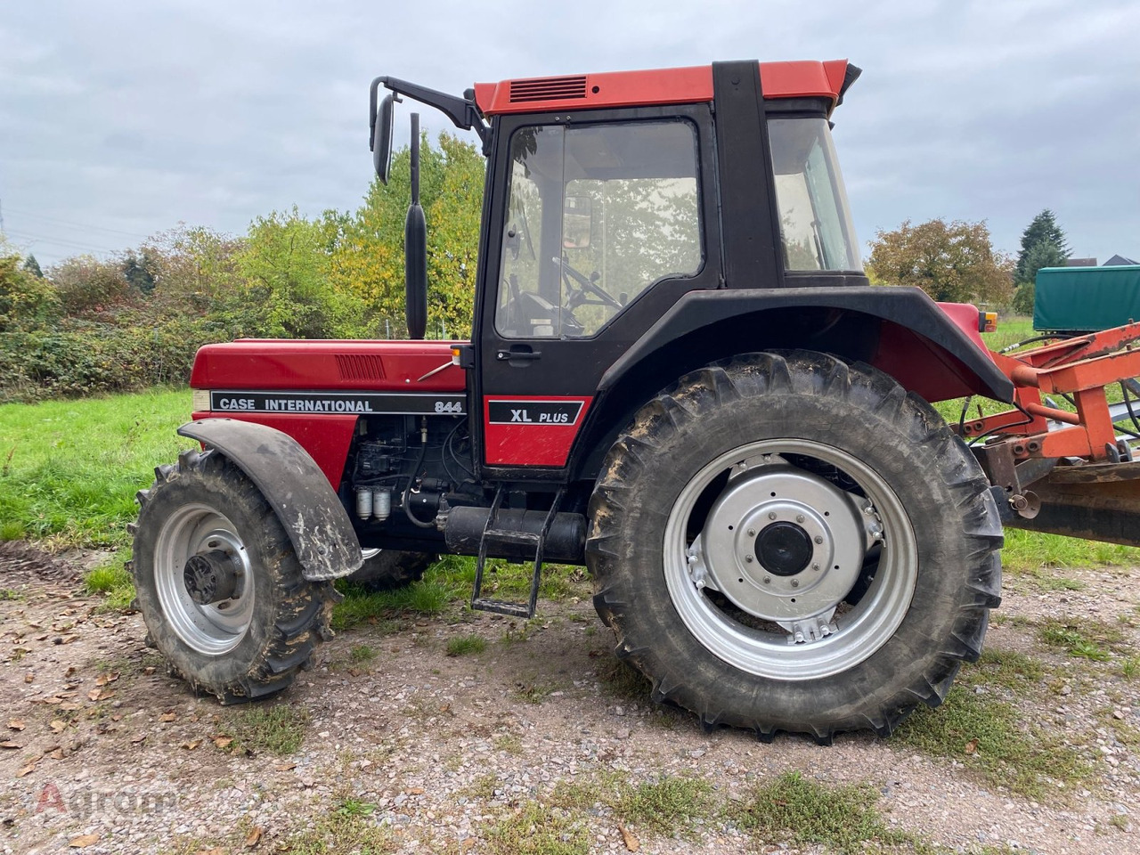 Case IH 844 A - Трактор: снимка 2 Case IH 844 A - Трактор: снимка 2