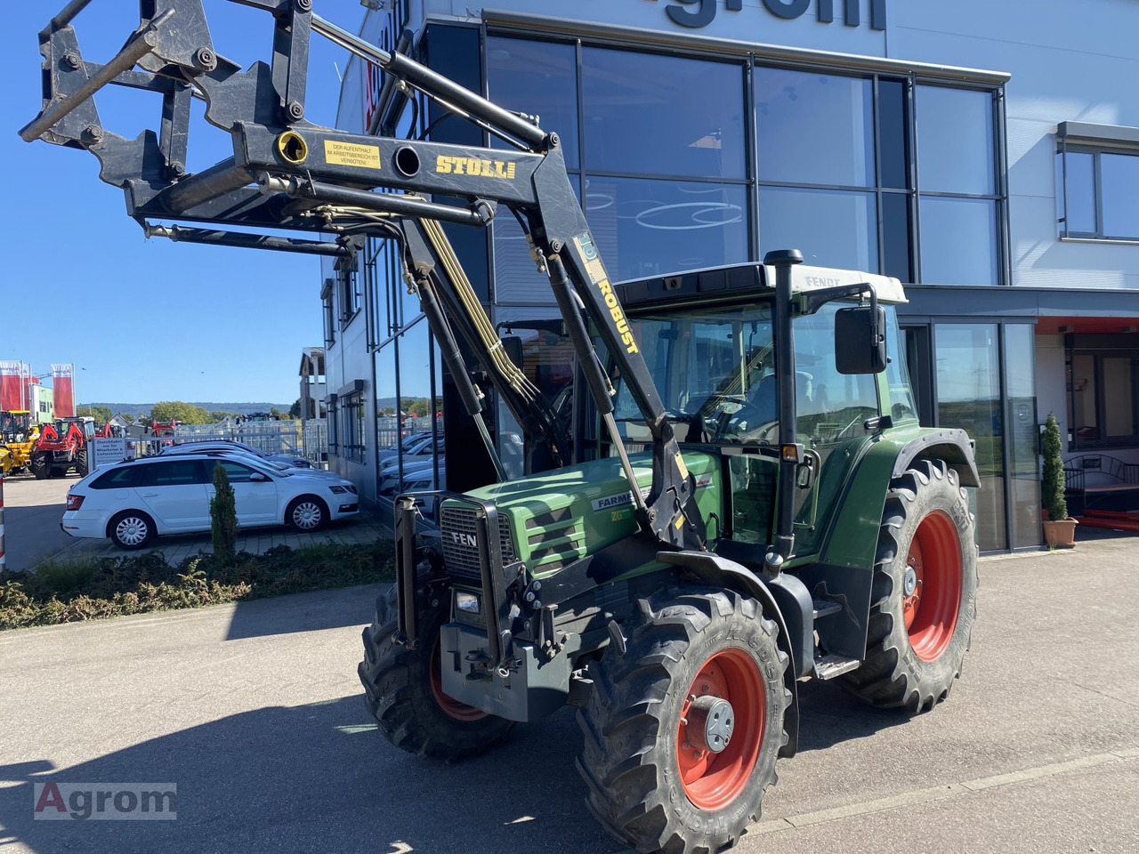 Fendt Farmer 307 C - Трактор: снимка 3 Fendt Farmer 307 C - Трактор: снимка 3