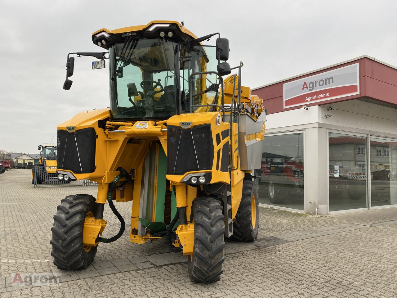Gregoire GL 8.6 - Машина за събиране на грозде: снимка 1 Gregoire GL 8.6 - Машина за събиране на грозде: снимка 1
