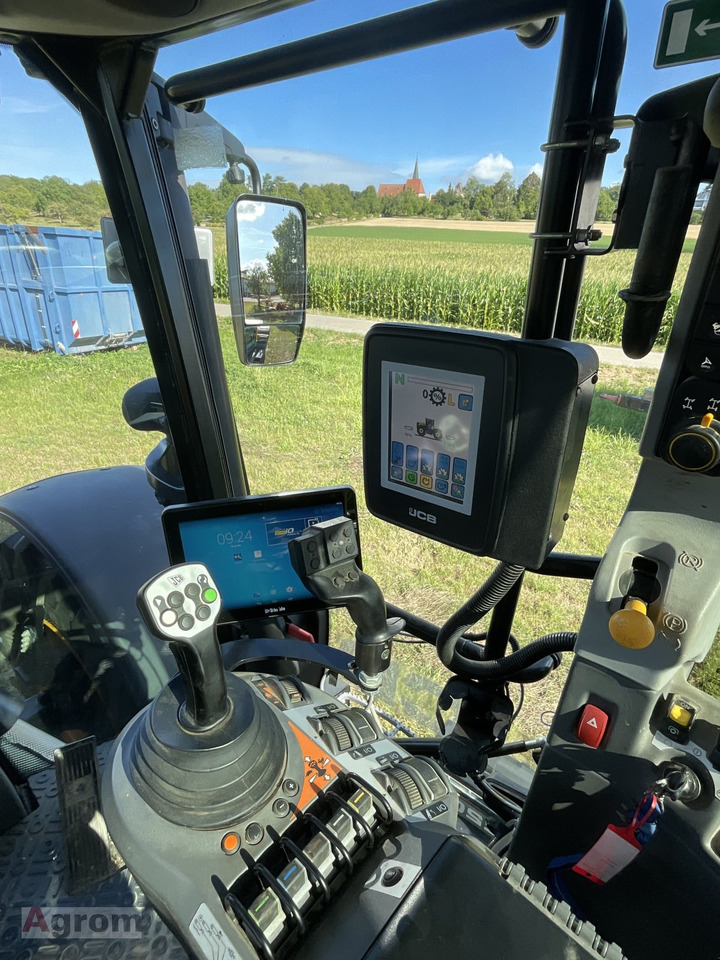 JCB Fastrac 4220 mit Lenksystem RTK - Трактор: снимка 3 JCB Fastrac 4220 mit Lenksystem RTK - Трактор: снимка 3