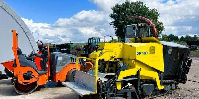 Demag DF 40C - Асфалтополагач: снимка 1 Demag DF 40C - Асфалтополагач: снимка 1