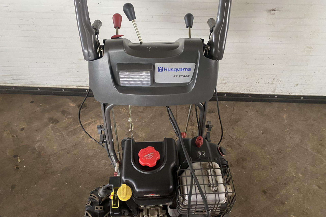 -Kita- Husqvarna ST276EP - Роторен снегорин: снимка 3 -Kita- Husqvarna ST276EP - Роторен снегорин: снимка 3