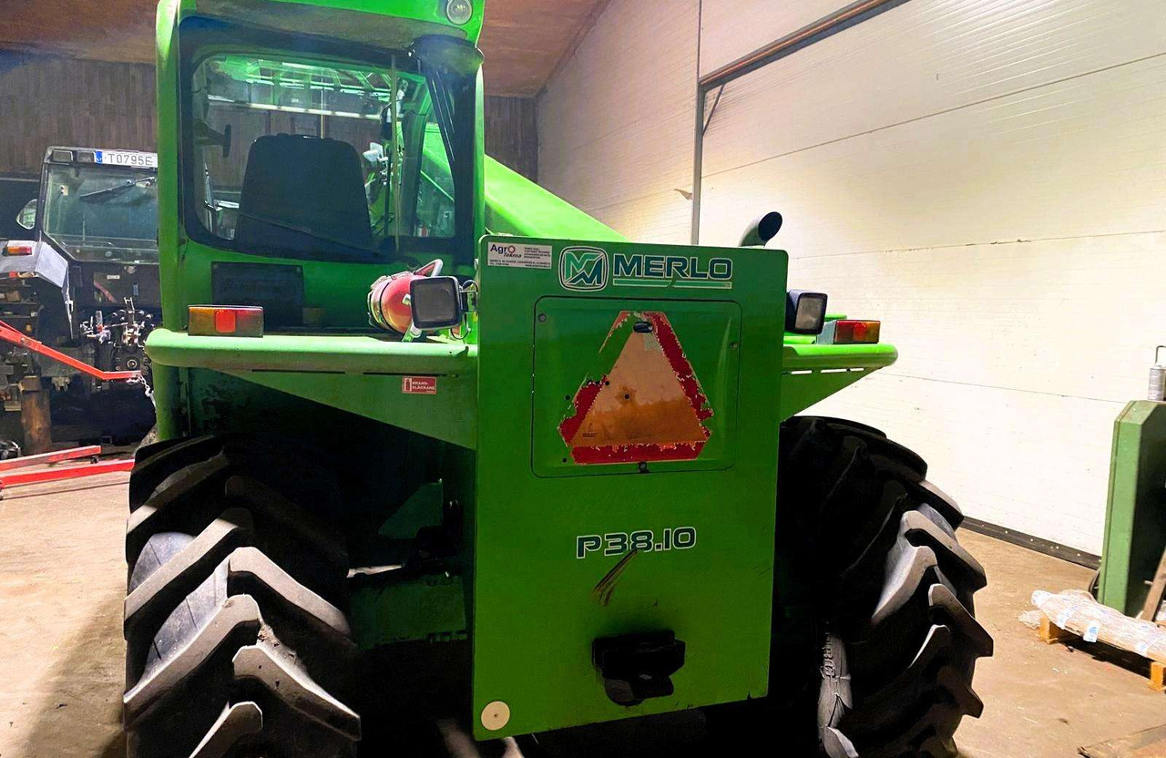 Merlo P38.10 - Телескопичен товарач: снимка 3 Merlo P38.10 - Телескопичен товарач: снимка 3