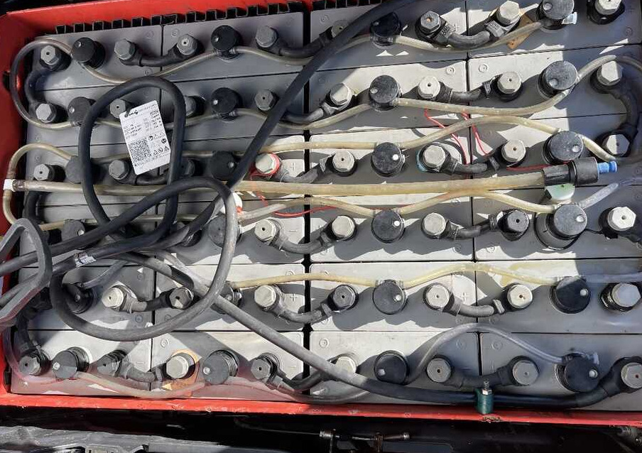 LINDE E 14-02/386 - Електрокар: снимка 5 LINDE E 14-02/386 - Електрокар: снимка 5