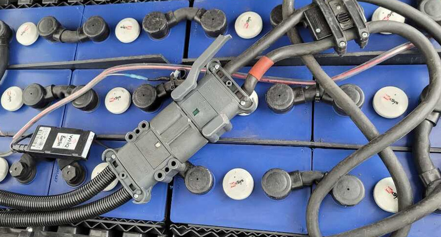 Linde E 15-02/386 (2500 ore) - Електрокар: снимка 3 Linde E 15-02/386 (2500 ore) - Електрокар: снимка 3