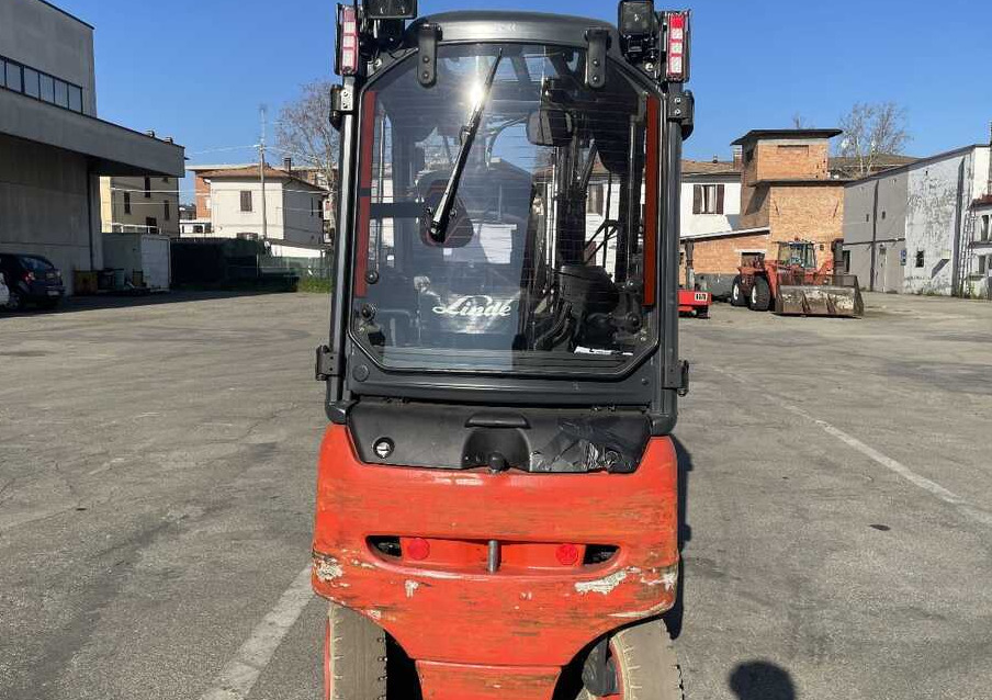 Linde E 20 PH - Електрокар: снимка 3 Linde E 20 PH - Електрокар: снимка 3