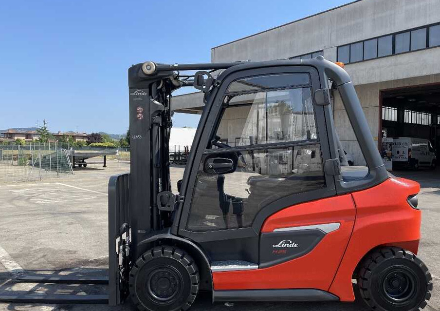 Linde H 25 D-01/1202 - Дизелов мотокар: снимка 4 Linde H 25 D-01/1202 - Дизелов мотокар: снимка 4