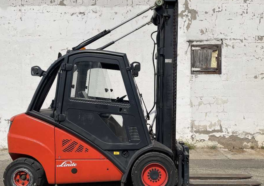 Linde H 30 D-393-01 - Дизелов мотокар: снимка 2 Linde H 30 D-393-01 - Дизелов мотокар: снимка 2