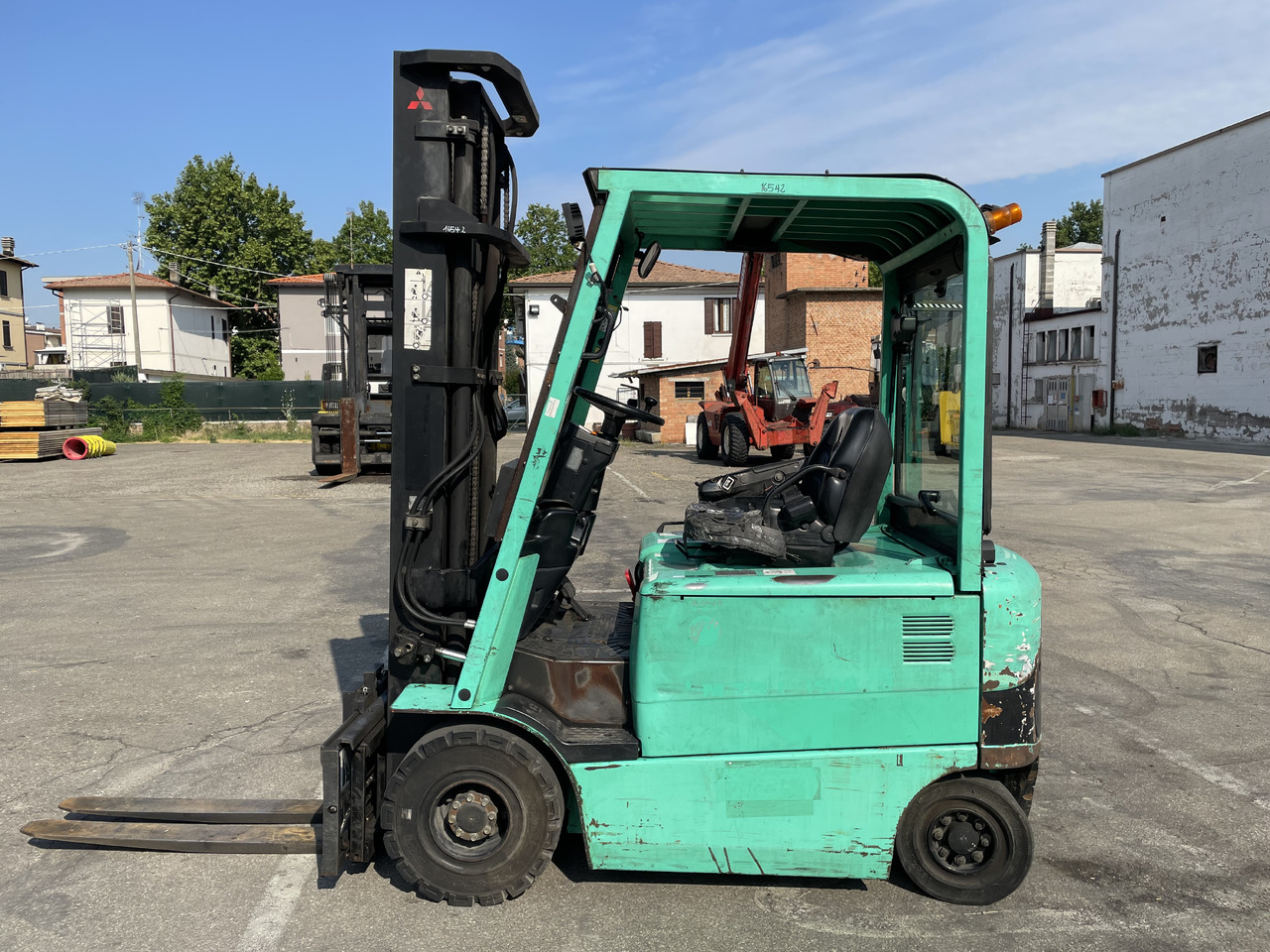 MITSUBISHI FB 25 - Електрокар: снимка 2 MITSUBISHI FB 25 - Електрокар: снимка 2