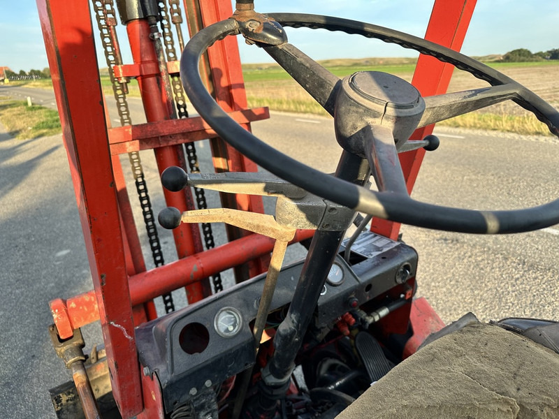 Clark DCY 40 - Дизелов мотокар: снимка 4 Clark DCY 40 - Дизелов мотокар: снимка 4