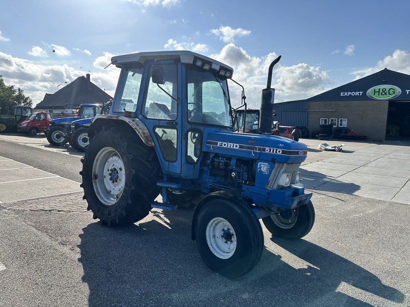 Ford 5110 - Трактор: снимка 3 Ford 5110 - Трактор: снимка 3