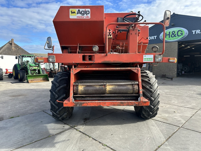 Laverda M150 - Зърнокомбайн: снимка 2 Laverda M150 - Зърнокомбайн: снимка 2