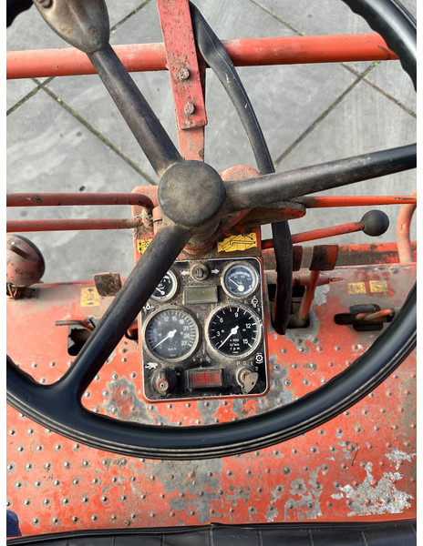 Laverda M150 - Зърнокомбайн: снимка 4 Laverda M150 - Зърнокомбайн: снимка 4