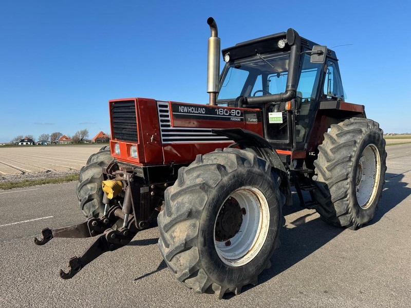 New Holland 180-90 DT - Трактор: снимка 1 New Holland 180-90 DT - Трактор: снимка 1