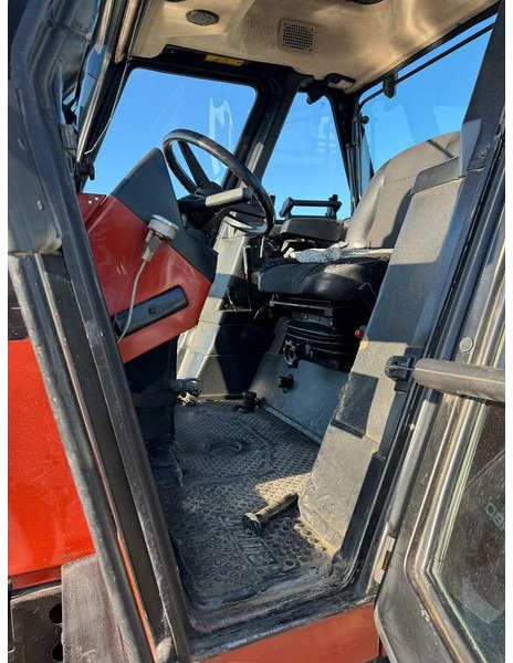 New Holland 180-90 DT - Трактор: снимка 4 New Holland 180-90 DT - Трактор: снимка 4