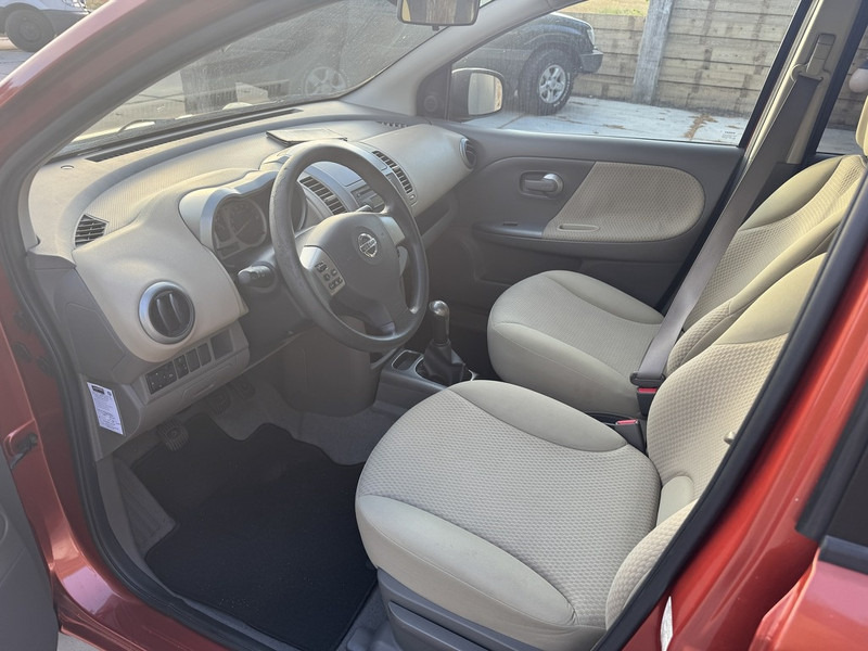 Nissan Note - Лек автомобил: снимка 4 Nissan Note - Лек автомобил: снимка 4