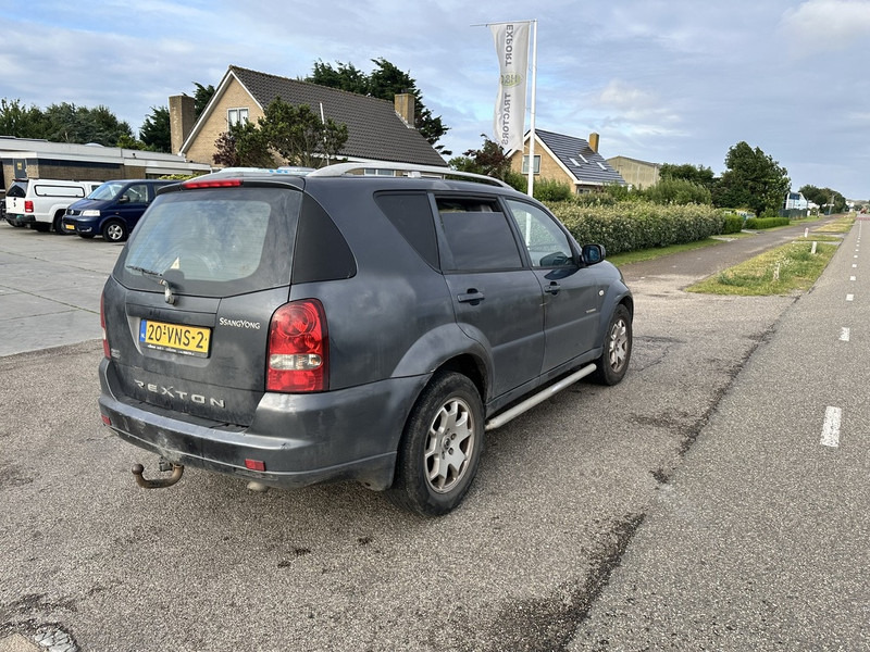 Товарен бус SsangYong RX270 XDI: снимка 13