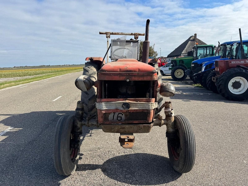 Zetor 4511 - Трактор: снимка 2 Zetor 4511 - Трактор: снимка 2