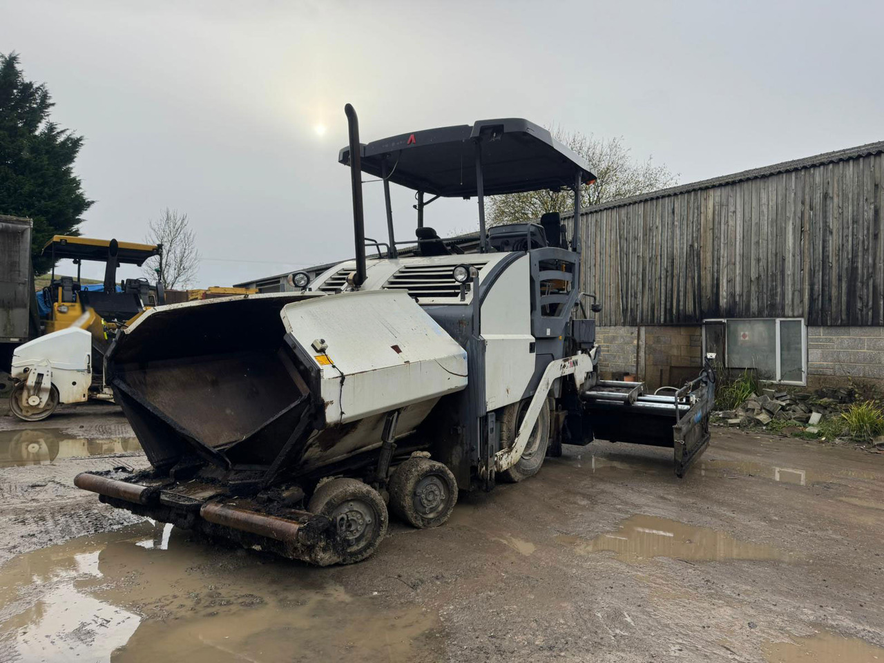 Ammann AFW 700-3 - Асфалтополагач: снимка 2 Ammann AFW 700-3 - Асфалтополагач: снимка 2