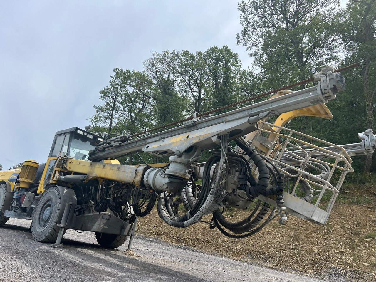 Atlas Copco E2C - Машина за хоризонтално-насочено сондиране: снимка 5 Atlas Copco E2C - Машина за хоризонтално-насочено сондиране: снимка 5