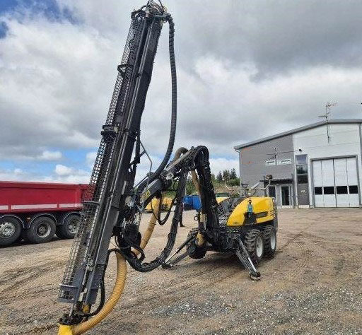 Atlas Copco FlexiROC T15R-01 - Пробивна машина: снимка 3 Atlas Copco FlexiROC T15R-01 - Пробивна машина: снимка 3