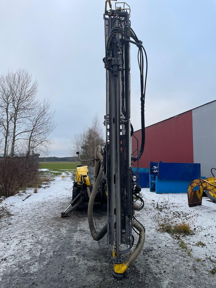 Atlas Copco FlexiROC T15R - Пробивна машина: снимка 5 Atlas Copco FlexiROC T15R - Пробивна машина: снимка 5